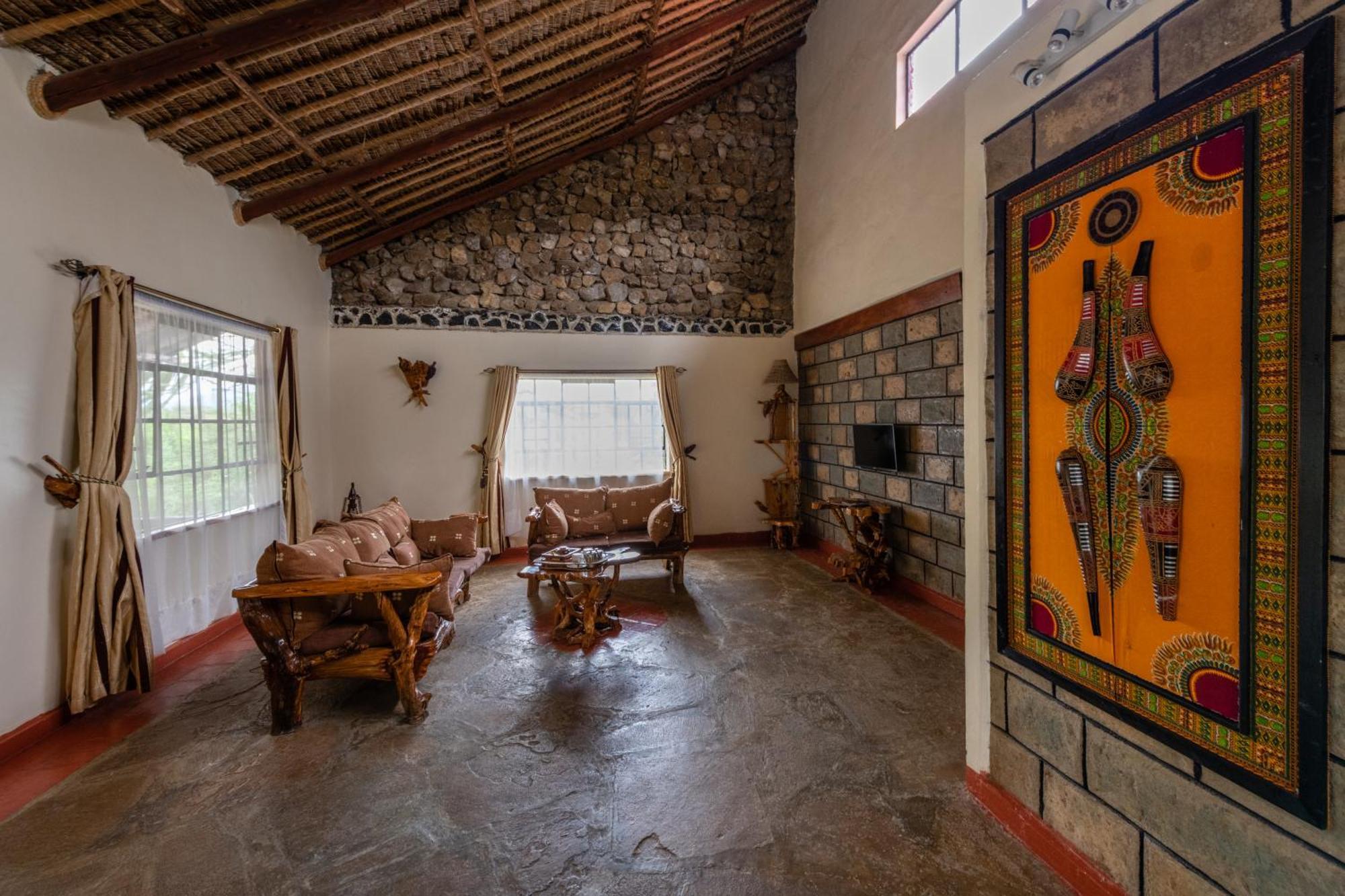 Naivasha Kongoni Lodge - Lakefront Getaway ภายนอก รูปภาพ