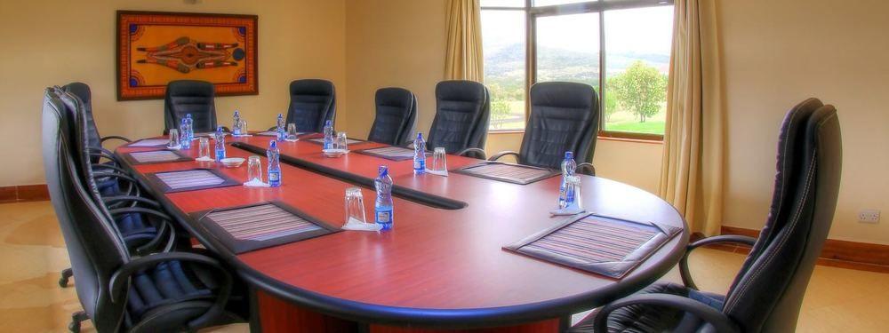 Naivasha Kongoni Lodge - Lakefront Getaway ภายนอก รูปภาพ