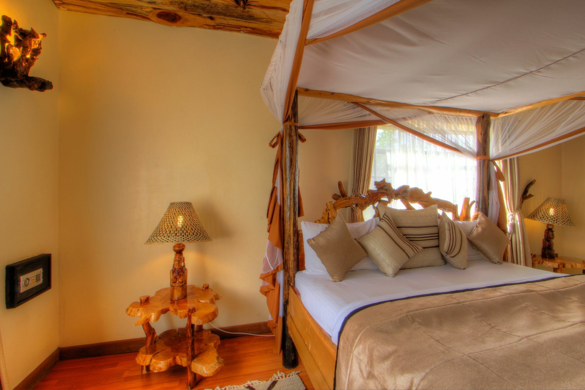 Naivasha Kongoni Lodge - Lakefront Getaway ภายนอก รูปภาพ