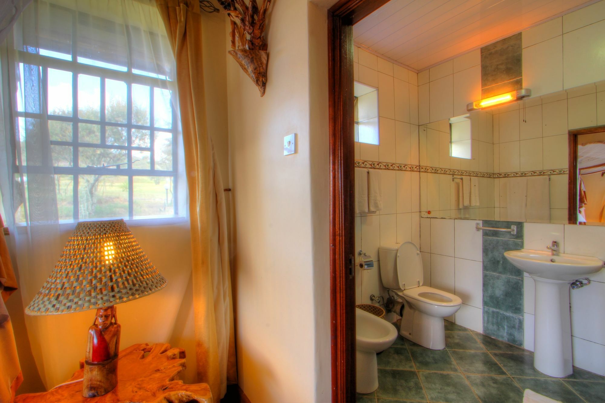 Naivasha Kongoni Lodge - Lakefront Getaway ภายนอก รูปภาพ